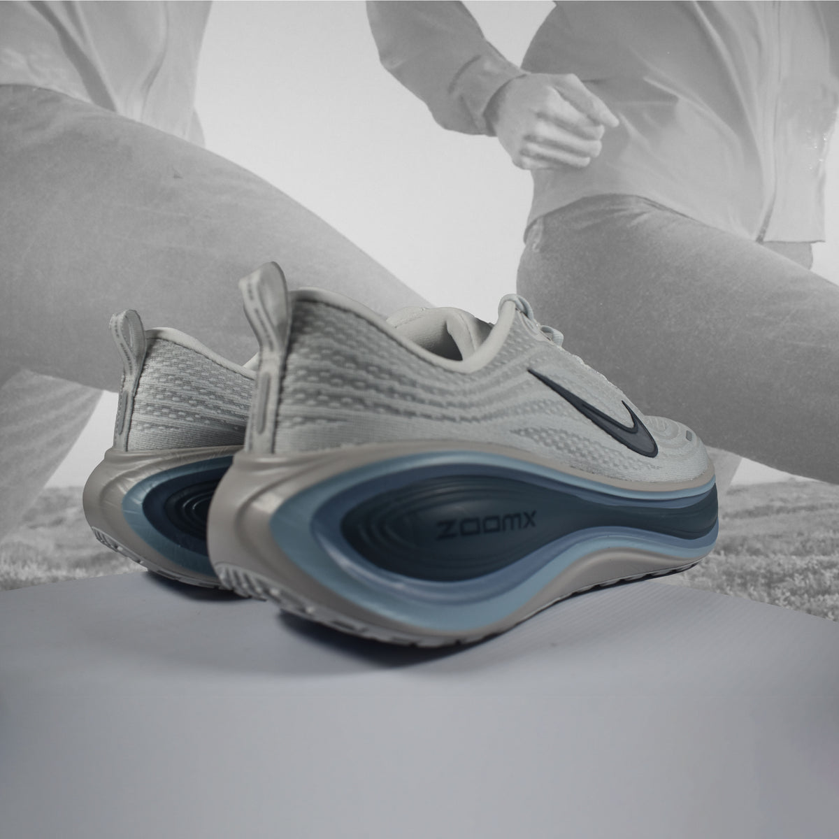 Nike Vomero Plus Men's Neutral Running Shoes
