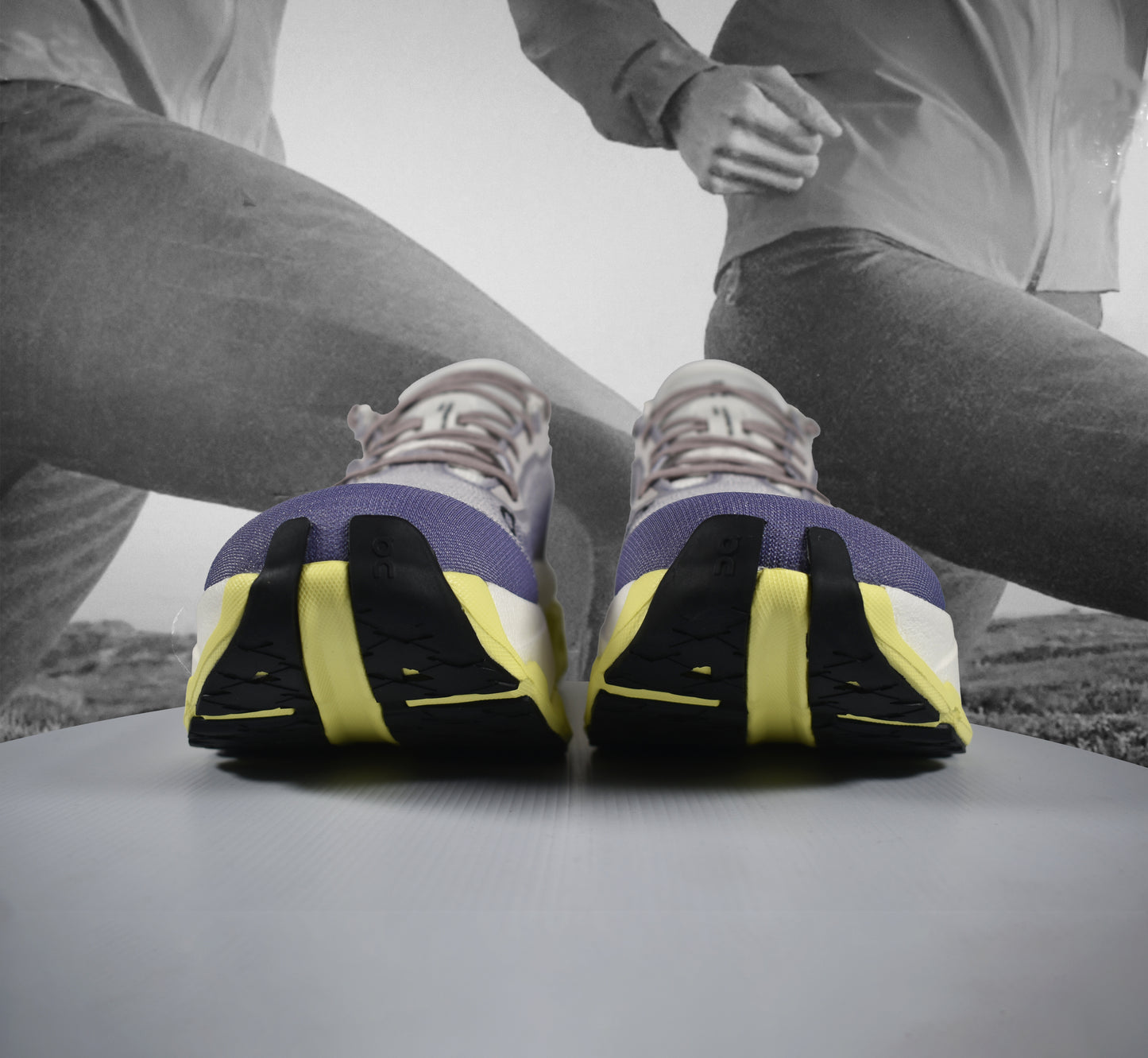 On Cloud Cloudmonster 3 Hyper Mens Road Running Shoe - Durban Runner Lily | Limelight / 9.5