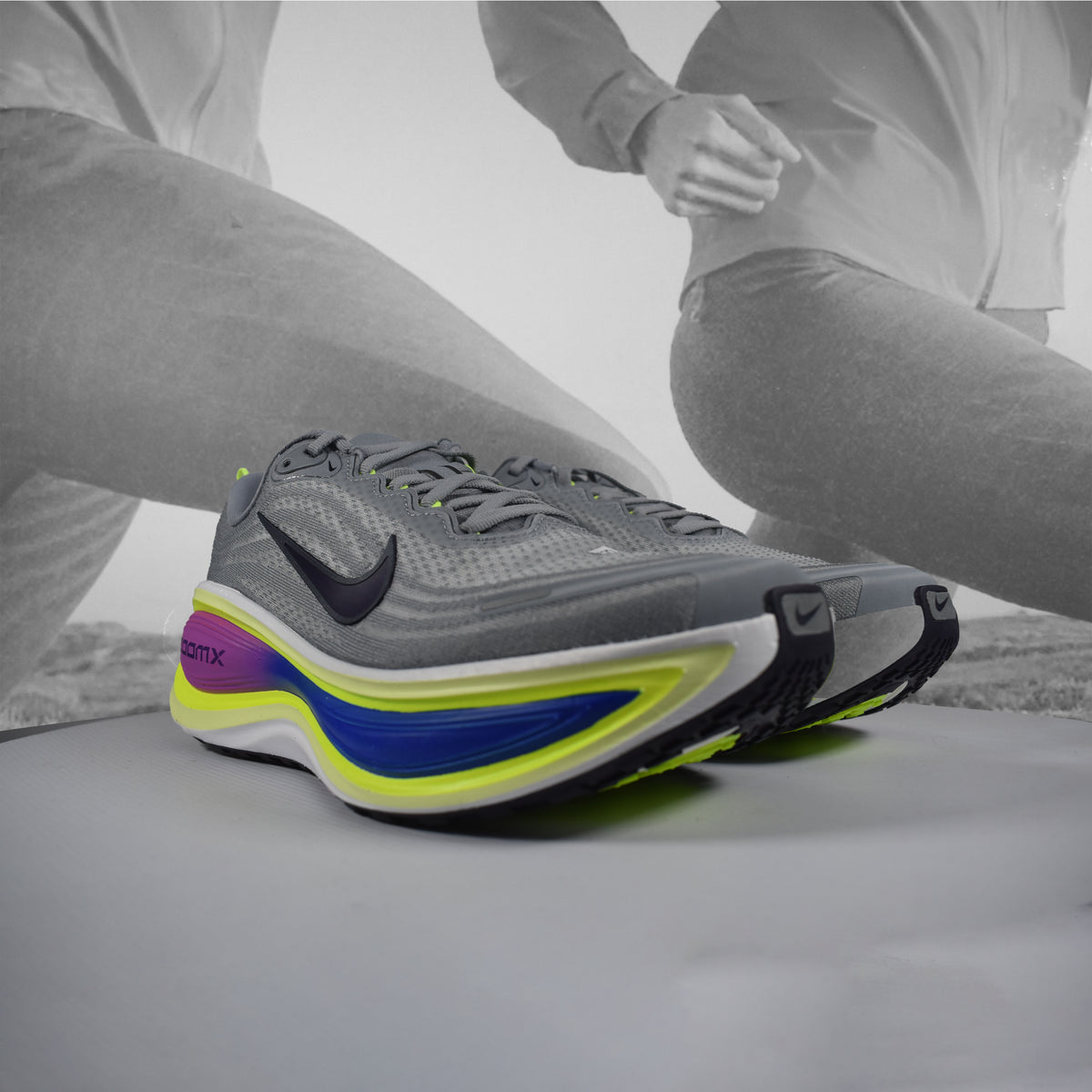 Nike Vomero Plus RSG Mens Road Running Shoes – Stealth/Purple
