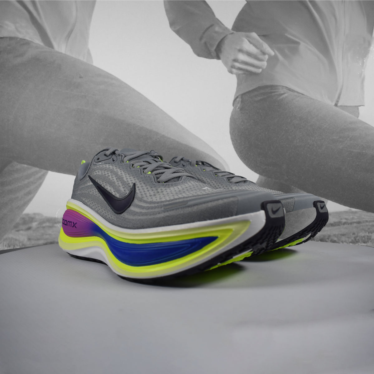Nike Vomero Plus RSG Mens Road Running Shoes – Stealth/Purple