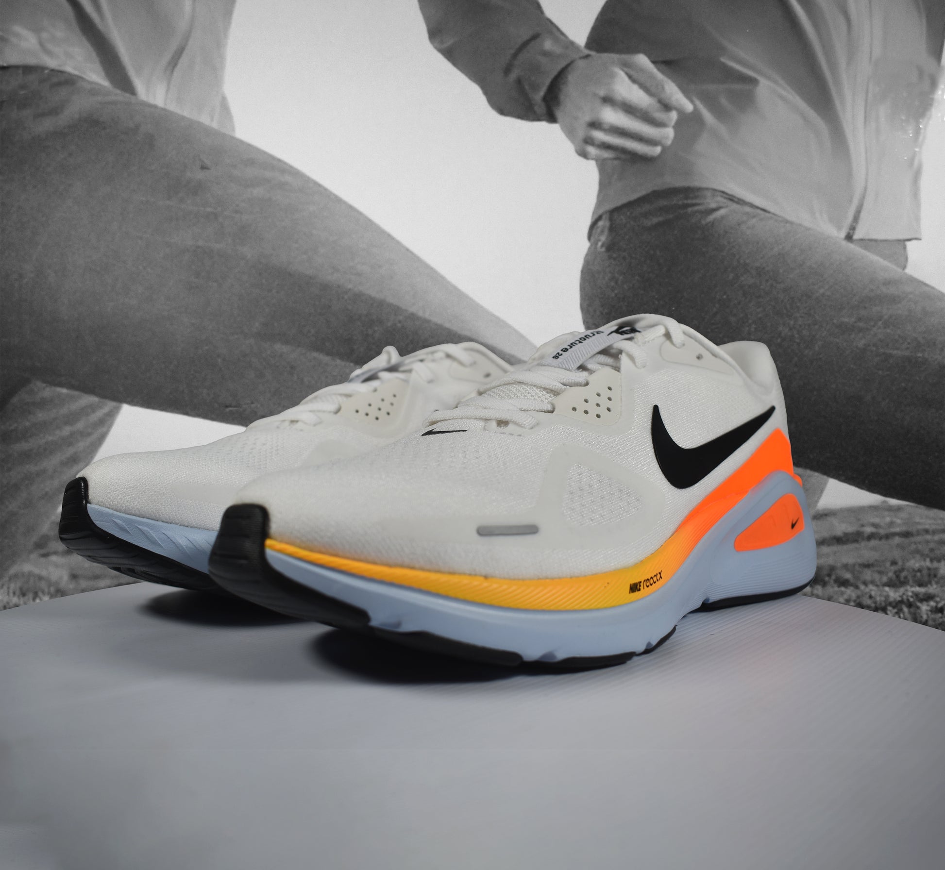 Nike Structure 26 Mens Road Running Shoe - Durban Runner WHITE/BLACK-HYDROGEN BLUE-TOTAL ORANGE / 10
