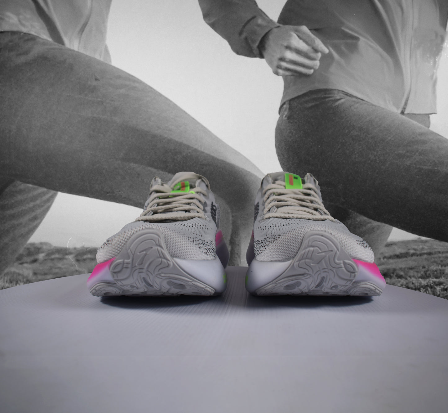 Brooks Adrenaline GTS 25 Womens Running Shoes - Durban Runner 7 / Oyster/Pink/Green