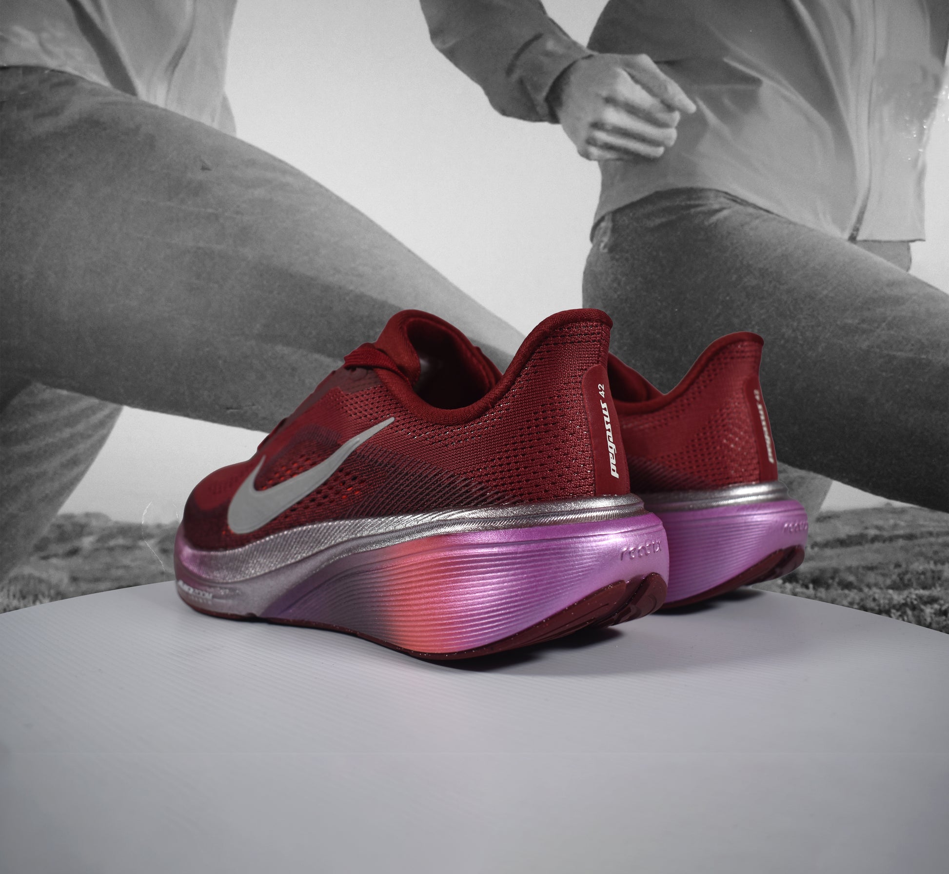 Nike AIR ZOOM PEGASUS 42 SE Womens Road Running Shoe - Durban Runner TEAM RED/BARELY GREEN-ATOMIC PINK / 4.5