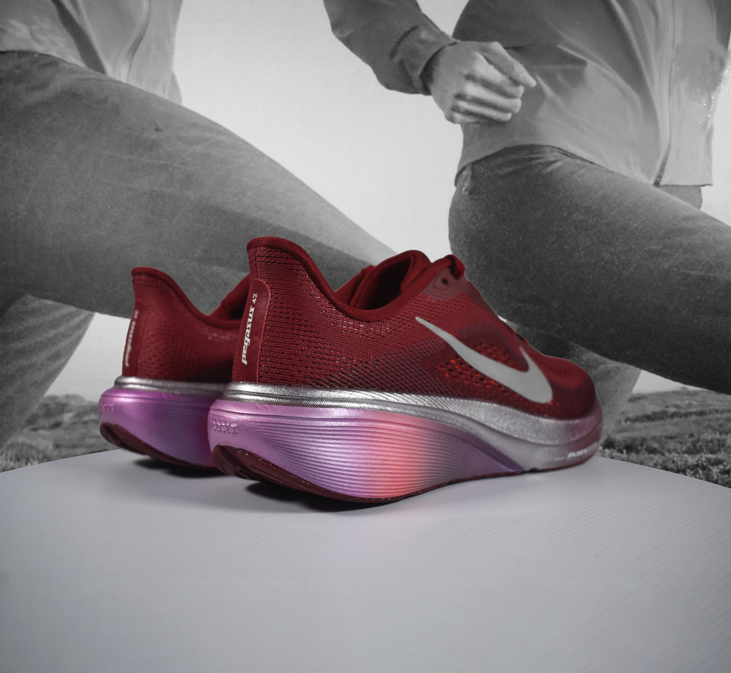 Nike AIR ZOOM PEGASUS 42 SE Womens Road Running Shoe - Durban Runner TEAM RED/BARELY GREEN-ATOMIC PINK / 4.5