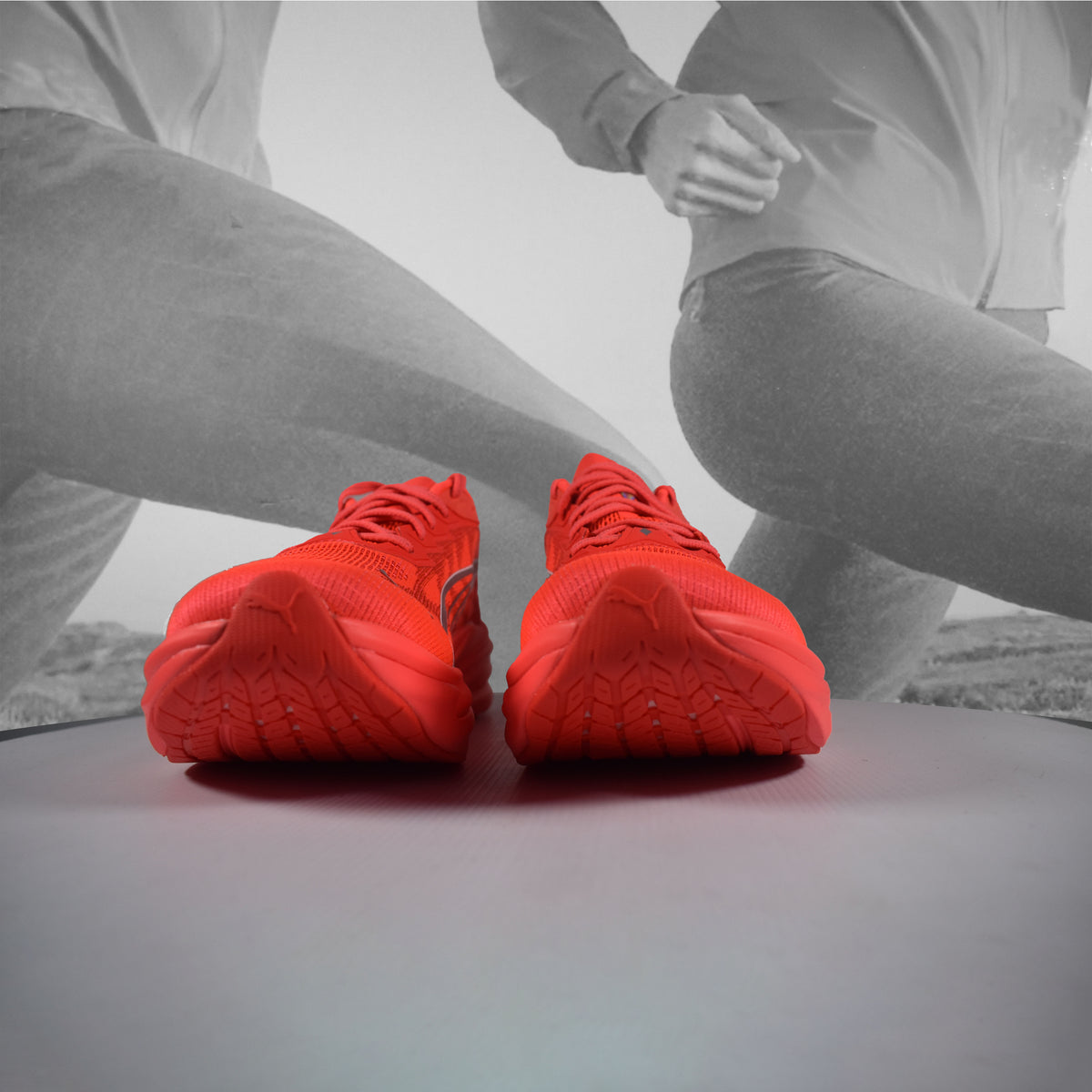 Puma Deviate NITRO 4 Womens Road Running Shoes – Ultra Red/Puma Silver