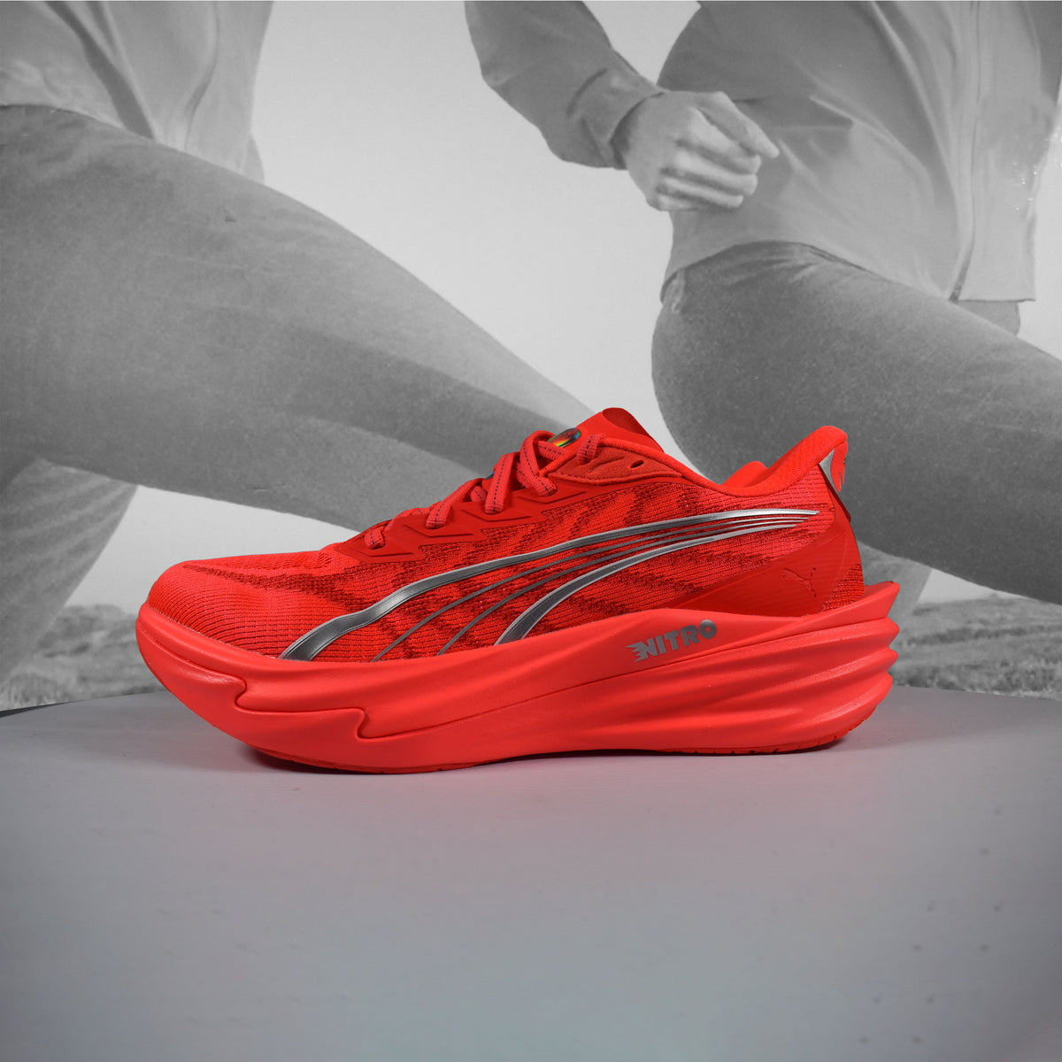 Puma Deviate NITRO 4 Womens Road Running Shoes – Ultra Red/Puma Silver