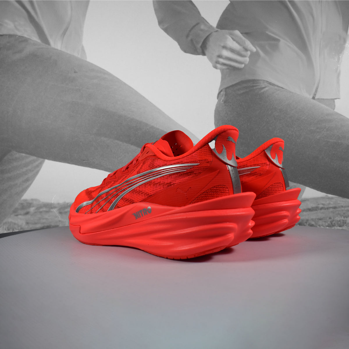 Puma Deviate NITRO 4 Womens Road Running Shoes – Ultra Red/Puma Silver