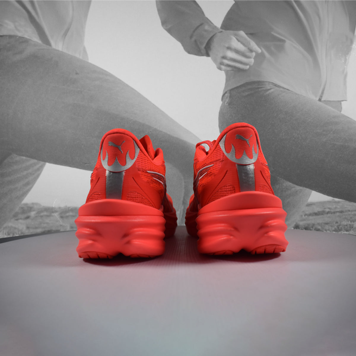 Puma Deviate NITRO 4 Mens Road Running Shoes – Ultra Red/Puma Silver