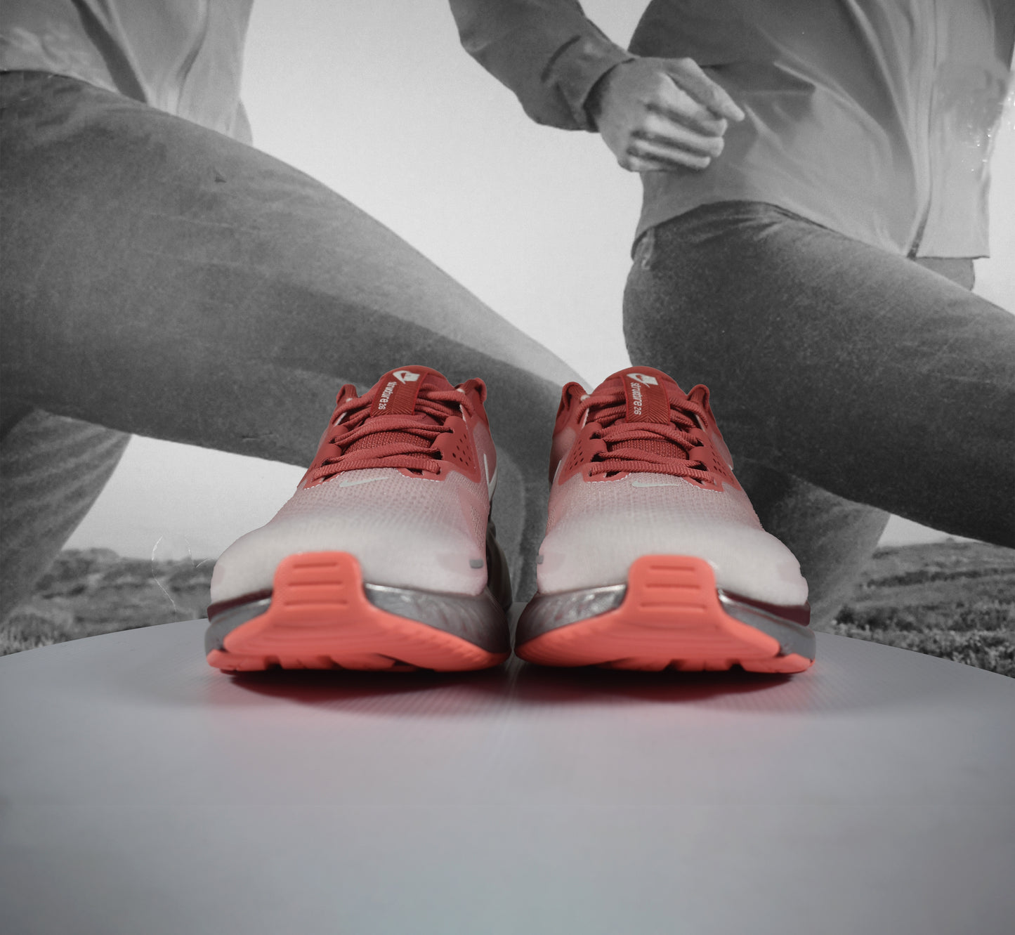 Nike STRUCTURE 26 SE Womens Running Shoes - Durban Runner LIGHT REDWOOD/BARELY GREEN-TEAM RED / 5
