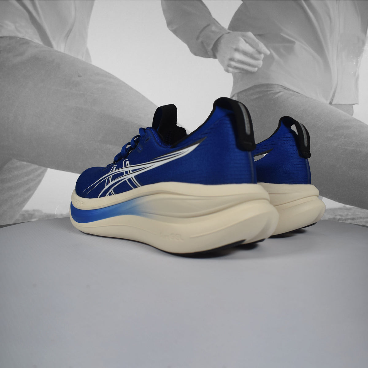 Asics GEL-NIMBUS 28 Mens Running Shoes