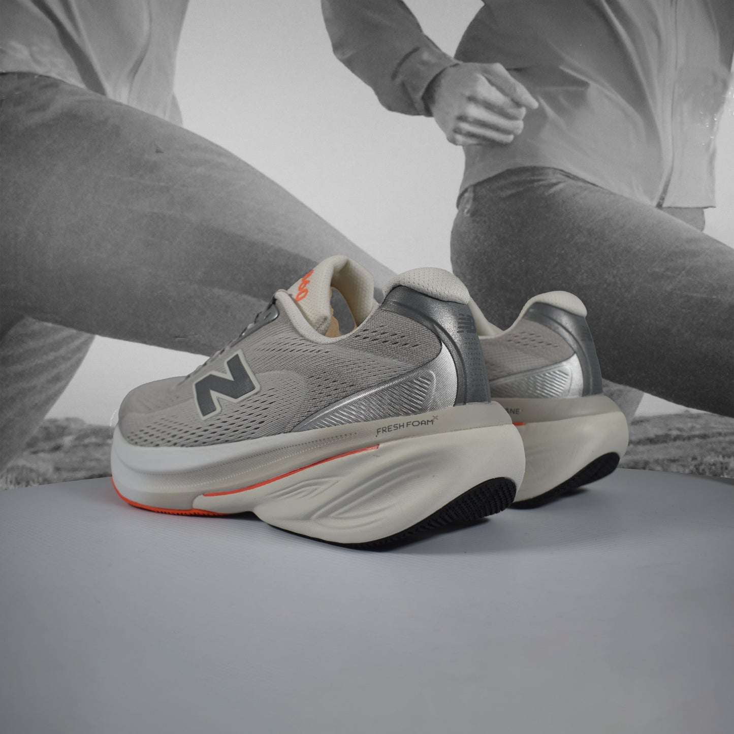 New Balance 860 D (NORMAL WIDTH) Mens - Durban Runner WHITE/ORANGE / 7