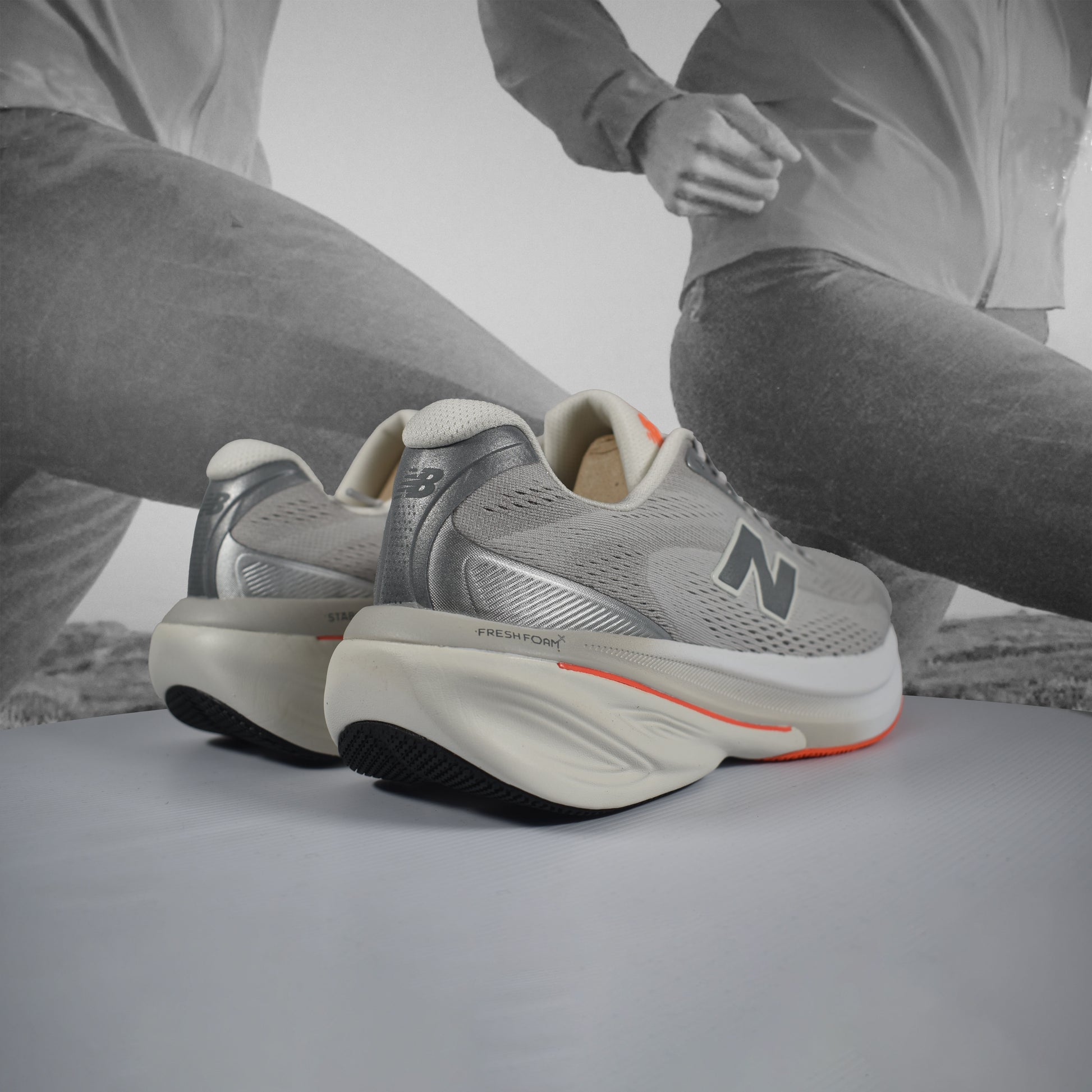 New Balance 860 D (NORMAL WIDTH) Mens - Durban Runner WHITE/ORANGE / 7