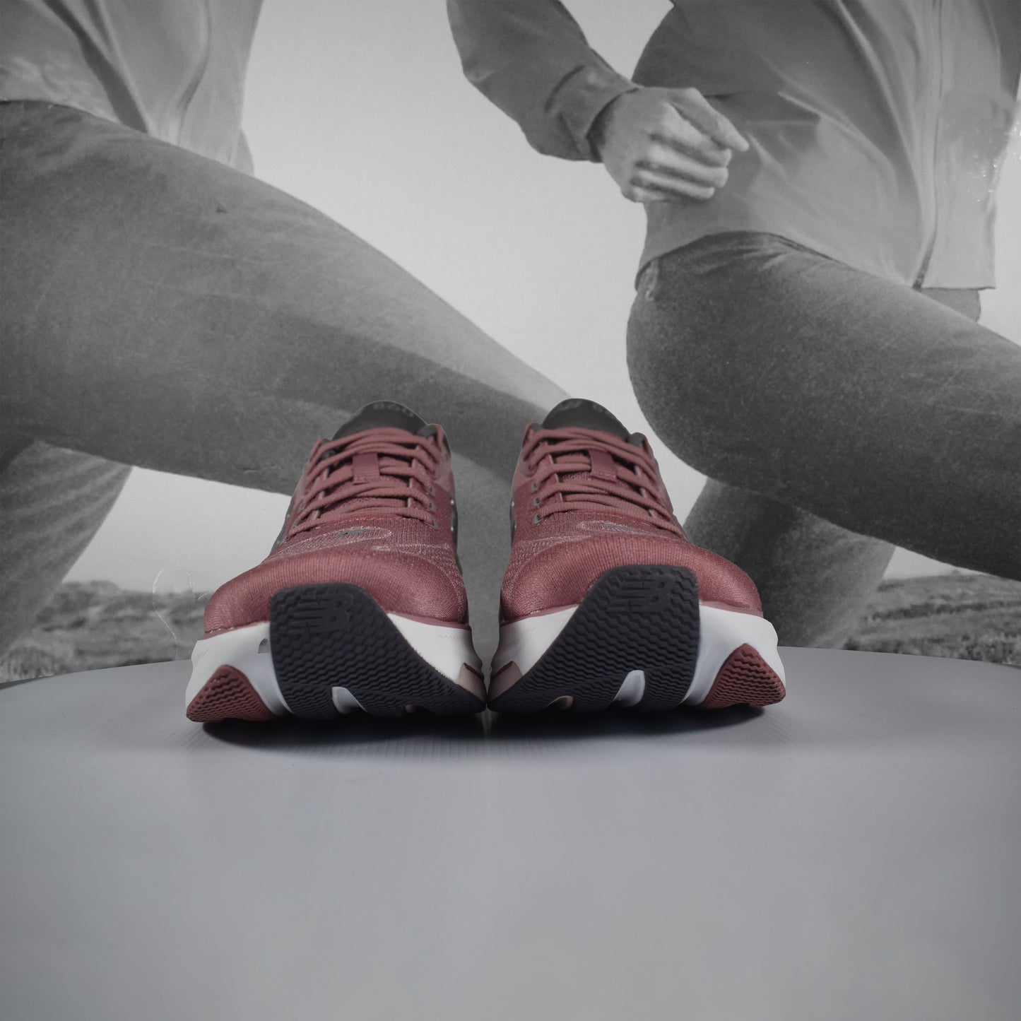New Balance 860v14 B (NORMAL WIDTH) Womens - Durban Runner CORAL/WHITE / 5