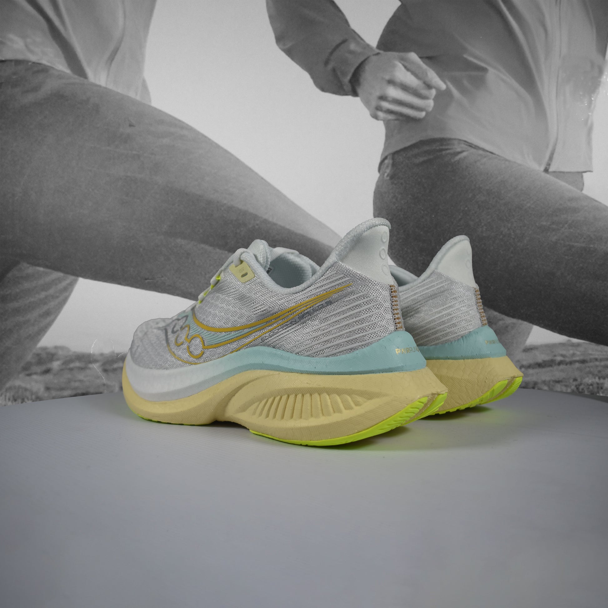 Saucony ENDORPHIN SPEED 5 Womens - Durban Runner WHITE/TENDER / 5