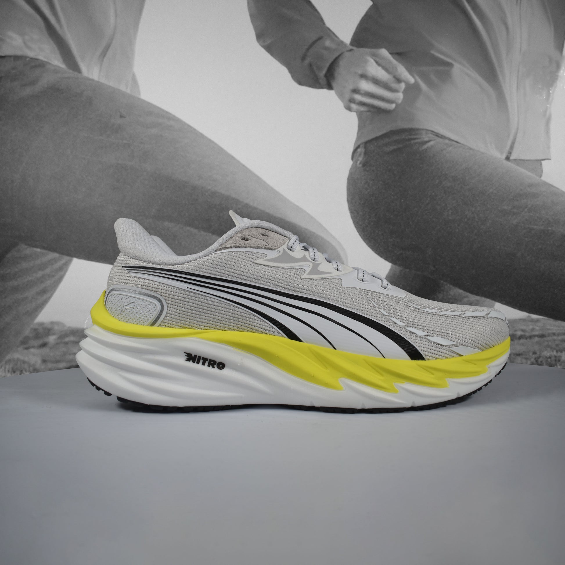 Puma Velocity NITRO 4 Mens Road Running Shoe - Durban Runner PUMA WHITE/LUX LIME / 13