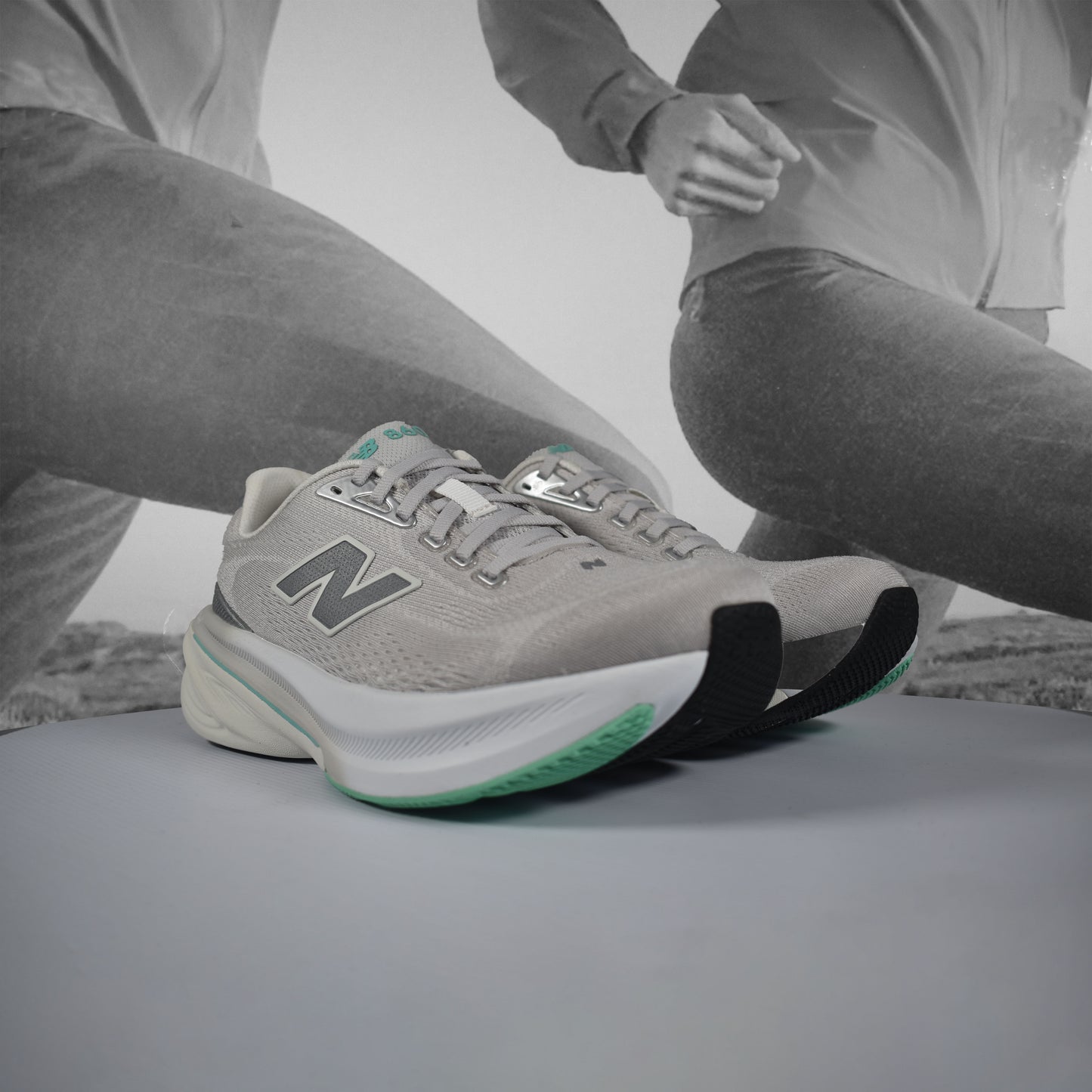 New Balance 860v14 D (WIDE WIDTH) Womens - Durban Runner SILVER/WHITE / 5