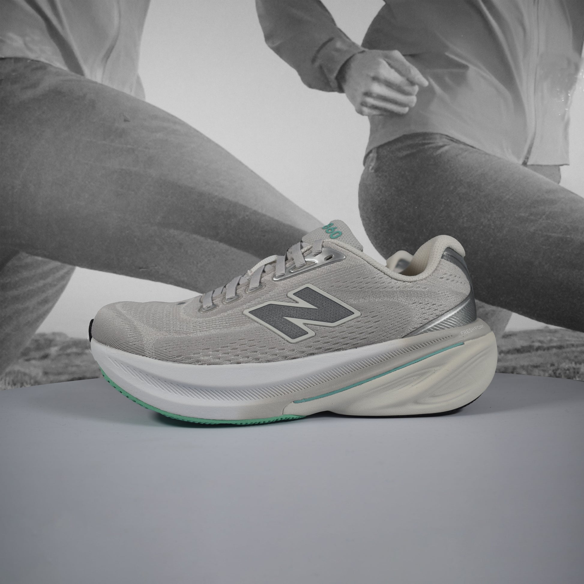 New Balance 860v14 D (WIDE WIDTH) Womens - Durban Runner SILVER/WHITE / 5