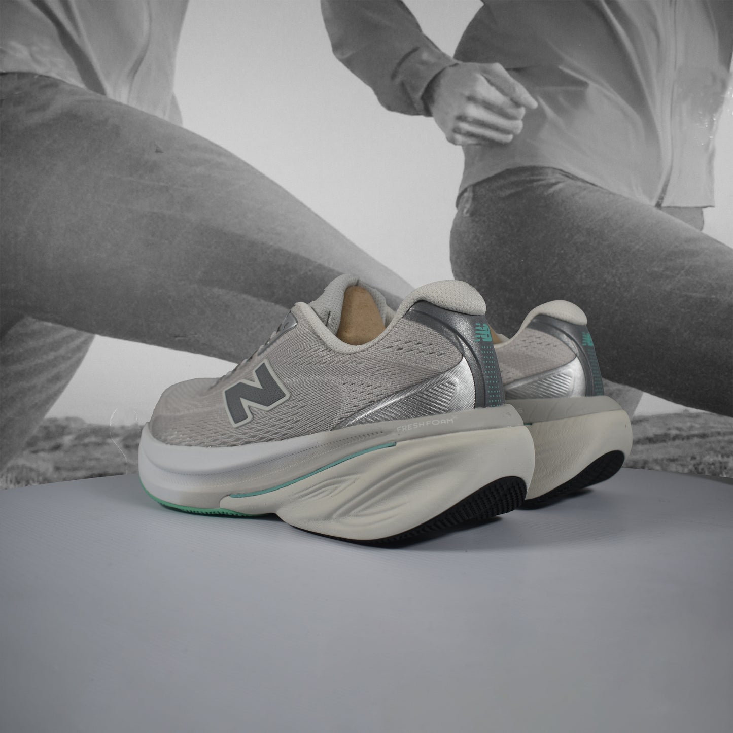 New Balance 860v14 D (WIDE WIDTH) Womens - Durban Runner SILVER/WHITE / 5