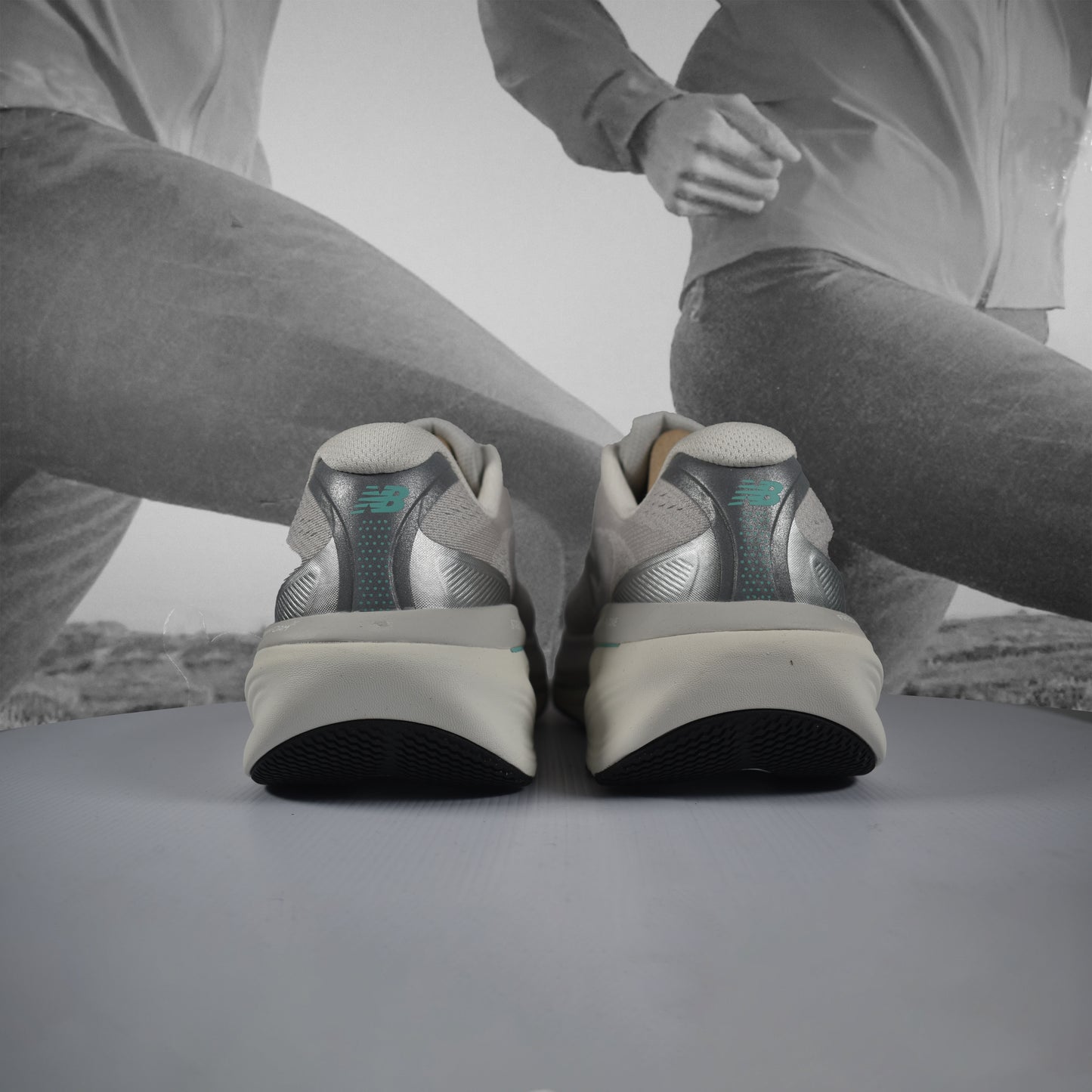 New Balance 860v14 D (WIDE WIDTH) Womens - Durban Runner SILVER/WHITE / 5