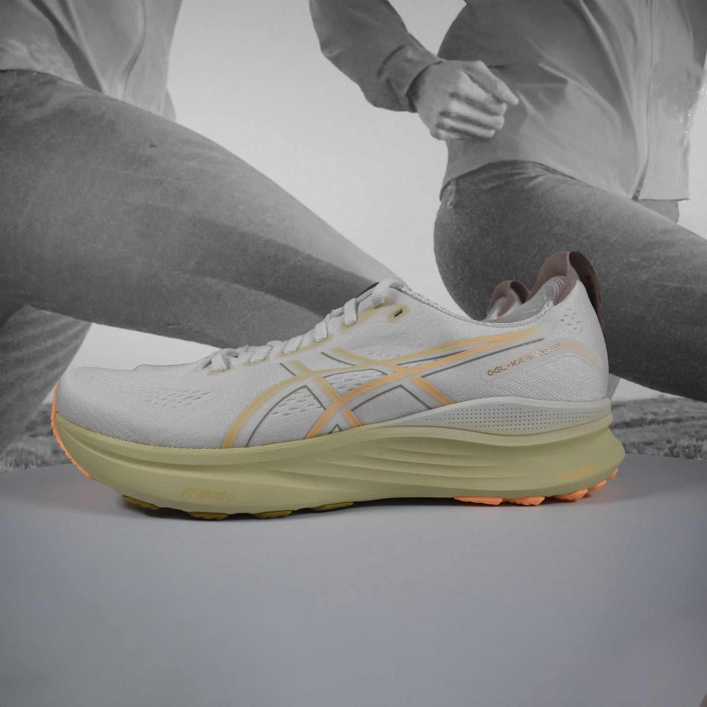 ASICS KAYANO 32 Mens Running Shoes - Durban Runner WHITE/ORANGE GLOW / 9