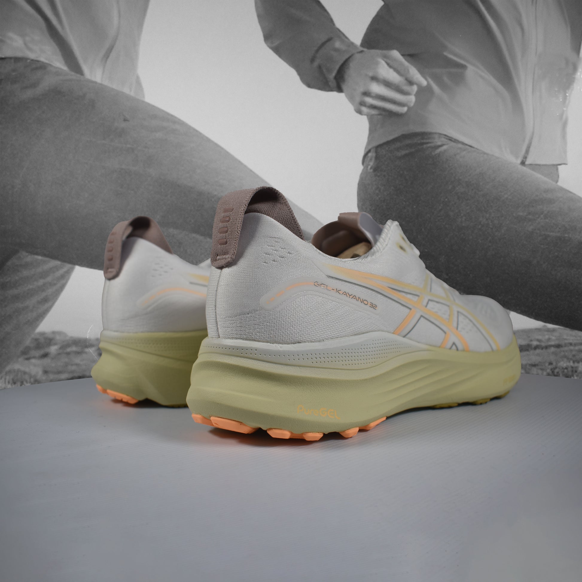 ASICS KAYANO 32 Mens Running Shoes - Durban Runner WHITE/ORANGE GLOW / 9