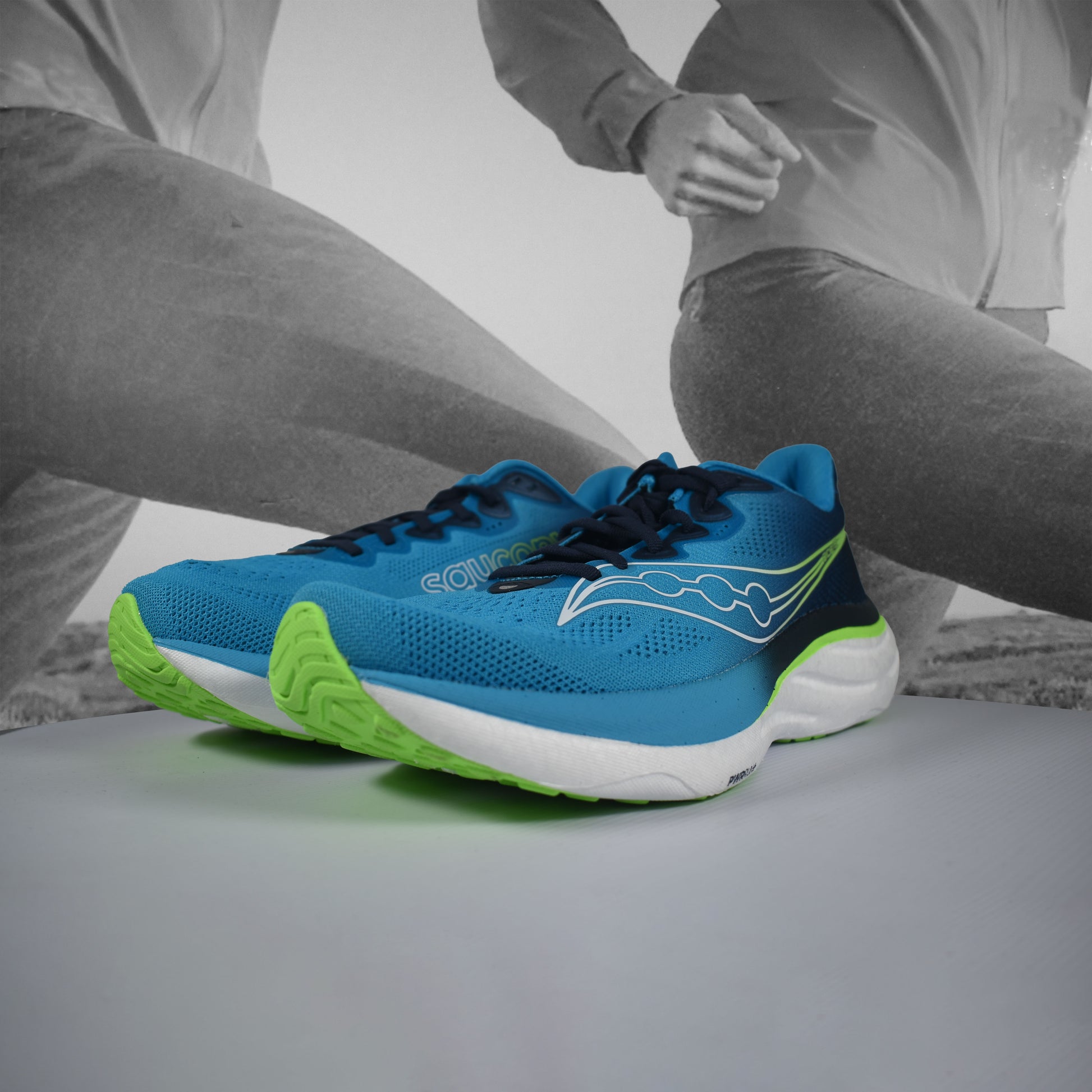 Saucony RIDE 19 Mens Road Running Shoes - Durban Runner COBALT/SLIME / 7.5