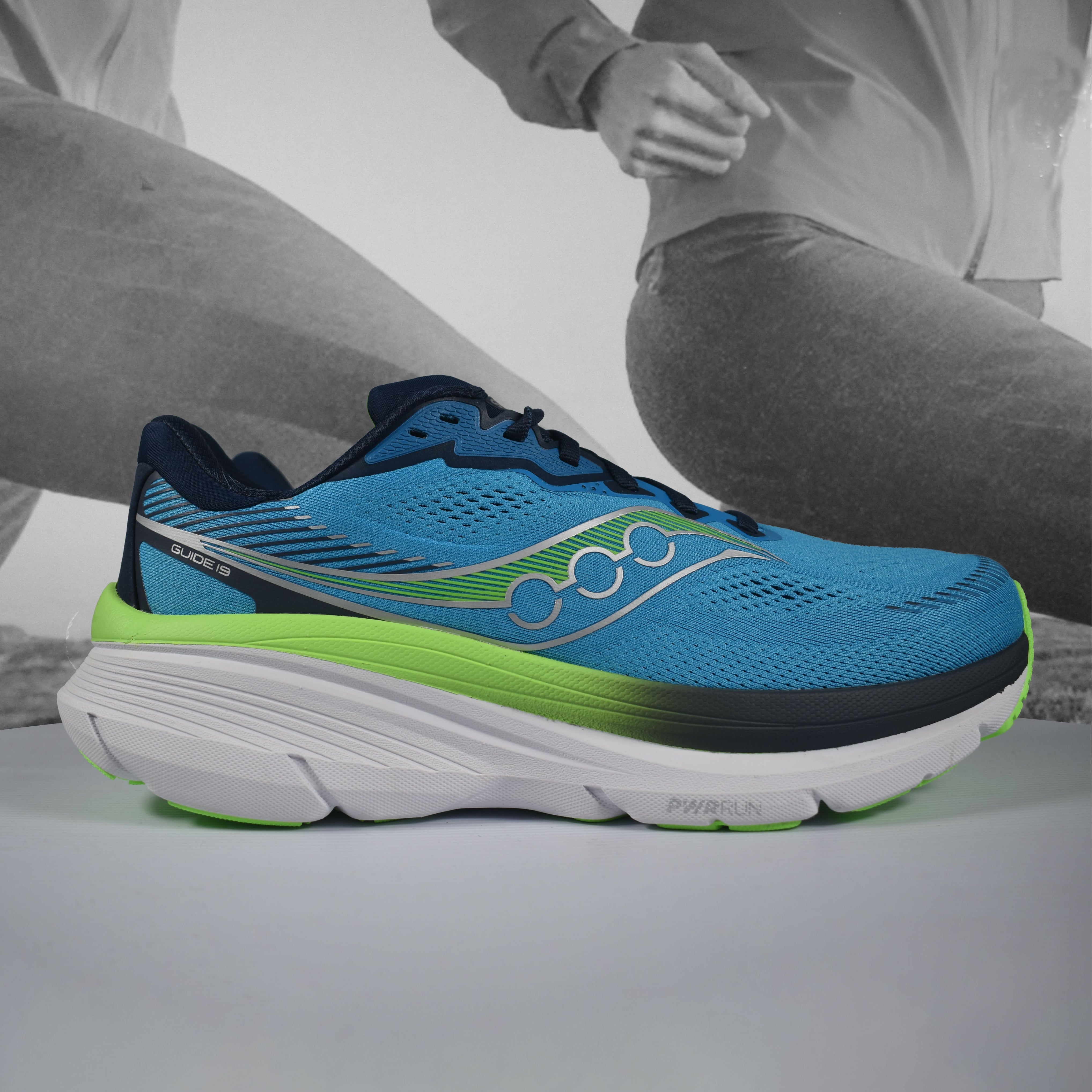 Saucony GUIDE 19 Mens Road Running Shoe - Durban Runner COBALT NAVY / 7