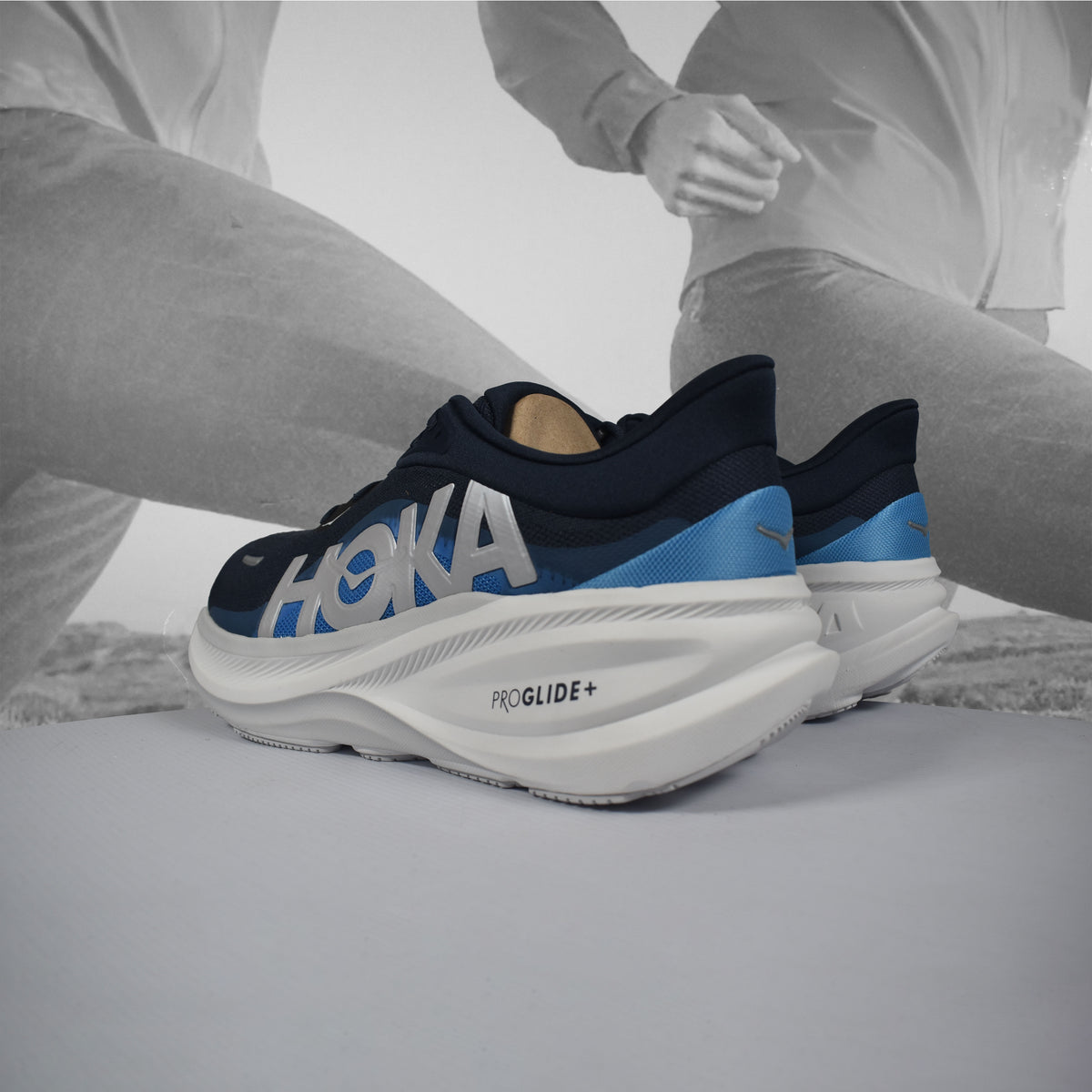 HOKA Clifton PRO Wide Men's Running Shoes