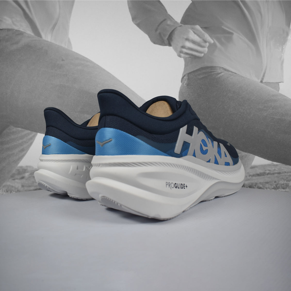 HOKA Clifton PRO Wide Men's Running Shoes