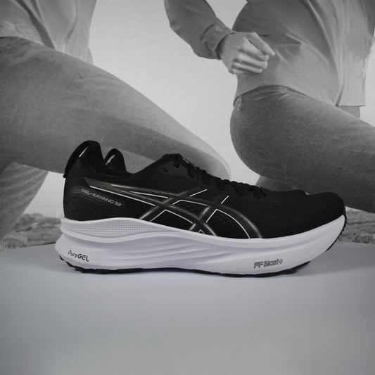 Asics GEL-KAYANO 32 Mens Running Shoes - Durban Runner BLACK/WHITE / 7.5
