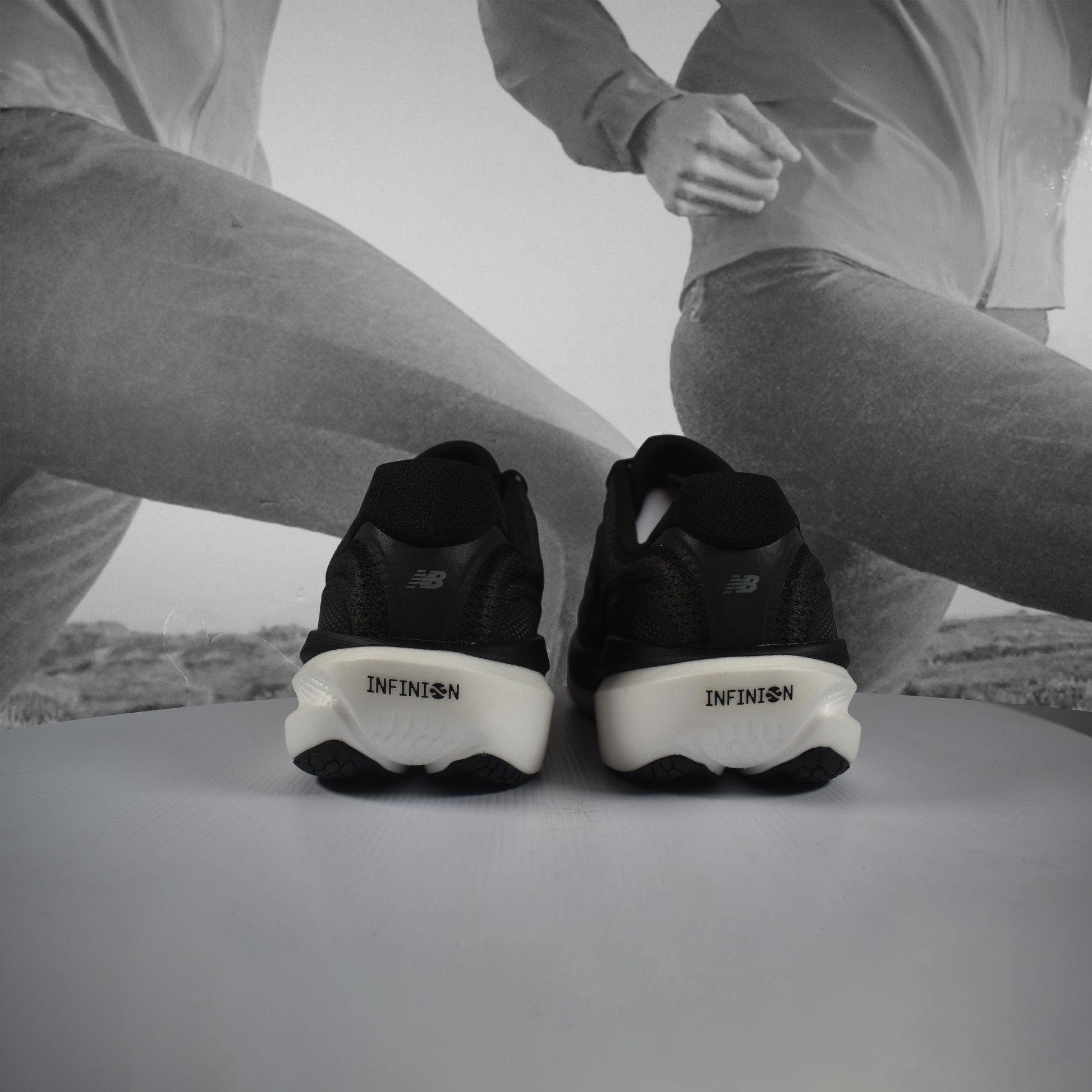 New Balance 1080 V15 Womens D Running Shoes (Wide Width) - Durban Runner 4 / Black White