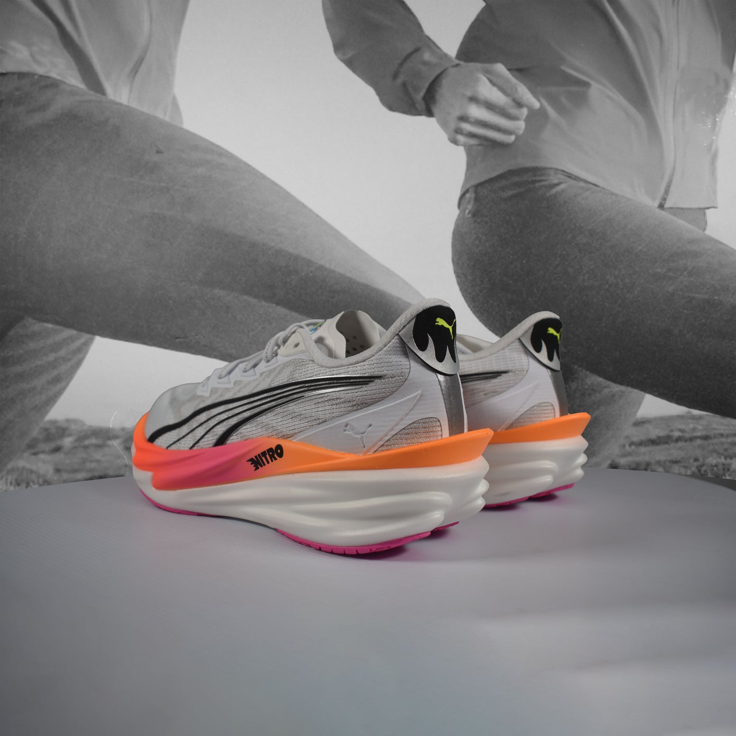 Puma Deviate NITRO 4 Wns Road Running Shoe - Durban Runner Poison Pink Glowing Red / 5