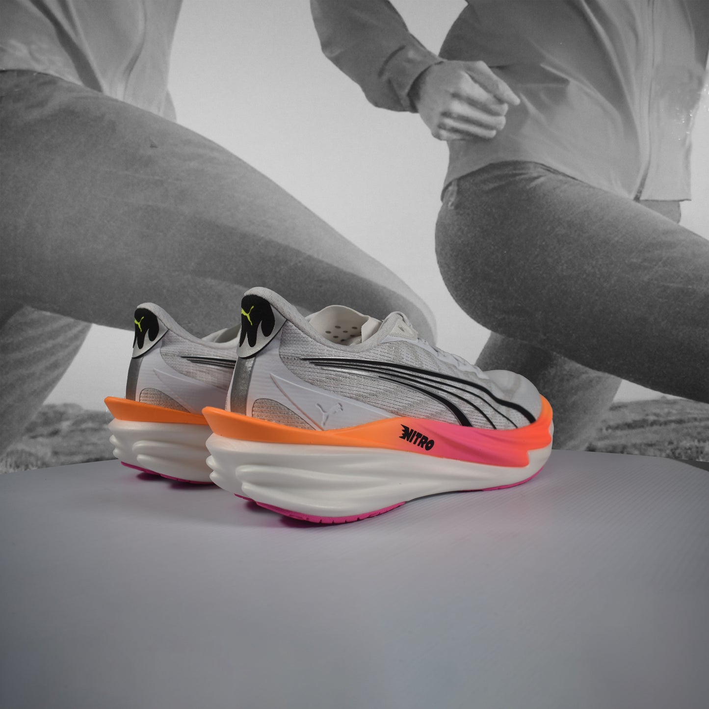 Puma Deviate NITRO 4 Wns Road Running Shoe - Durban Runner Poison Pink Glowing Red / 5