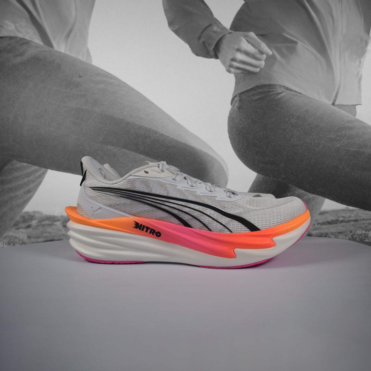 Puma Deviate NITRO 4 Wns Road Running Shoe - Durban Runner Poison Pink Glowing Red / 5