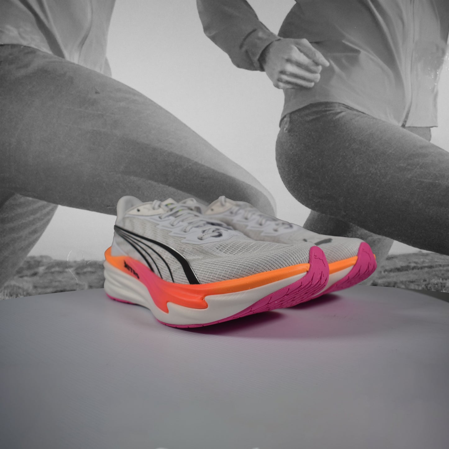 Puma Deviate NITRO 4 Wns Road Running Shoe - Durban Runner Poison Pink Glowing Red / 5
