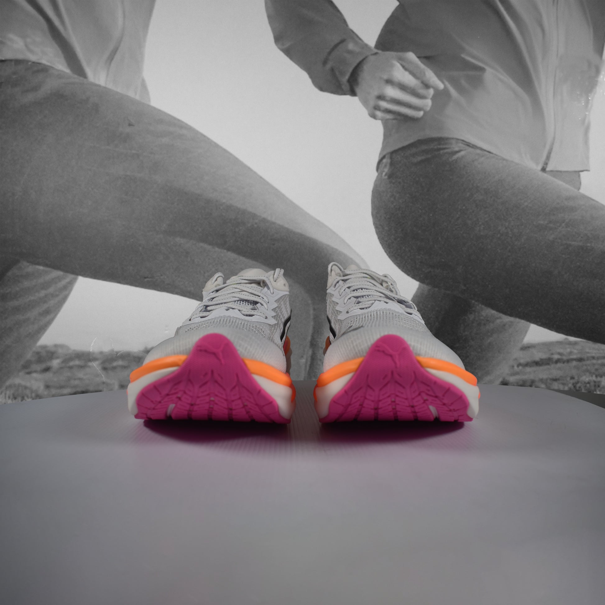 Puma Deviate NITRO 4 Wns Road Running Shoe - Durban Runner Poison Pink Glowing Red / 5