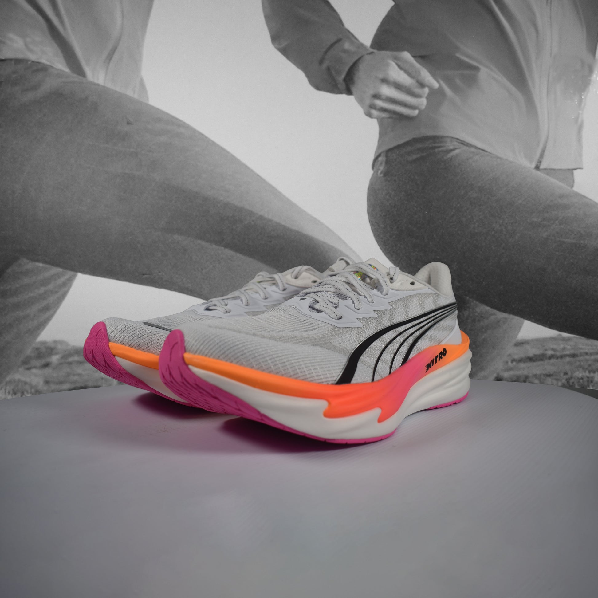 Puma Deviate NITRO 4 Wns Road Running Shoe - Durban Runner Poison Pink Glowing Red / 5
