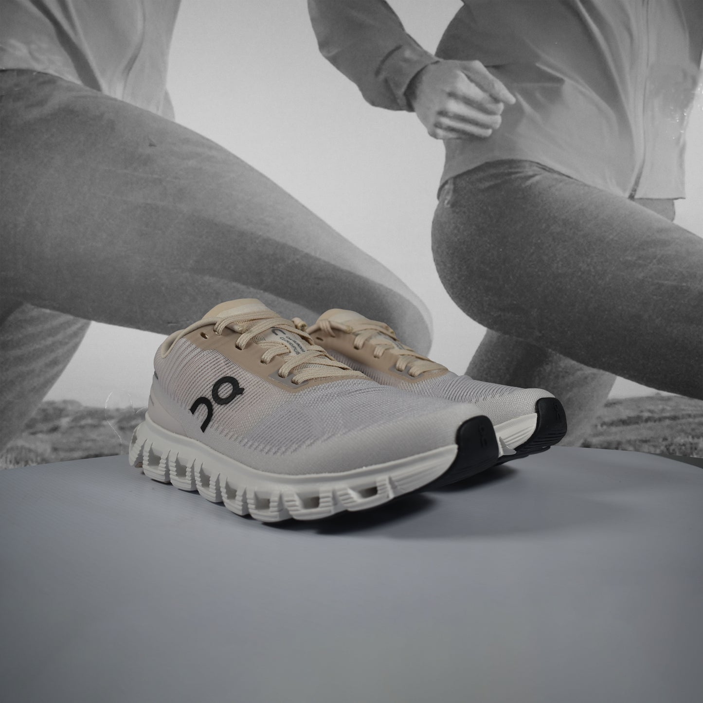 On Cloud Cloud 6 Push Womens Running Shoe - Durban Runner Sand | Wolf / 8