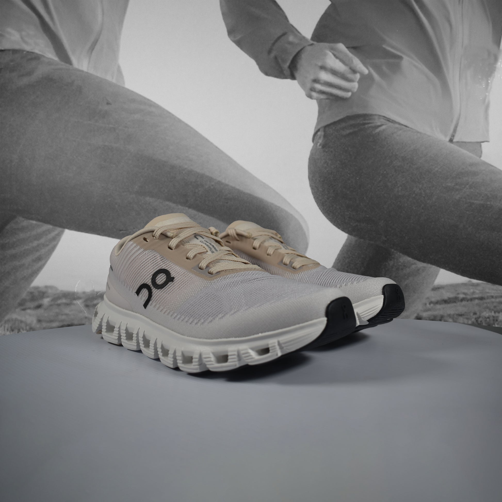 On Cloud Cloud 6 Push Womens Running Shoe - Durban Runner Sand | Wolf / 8