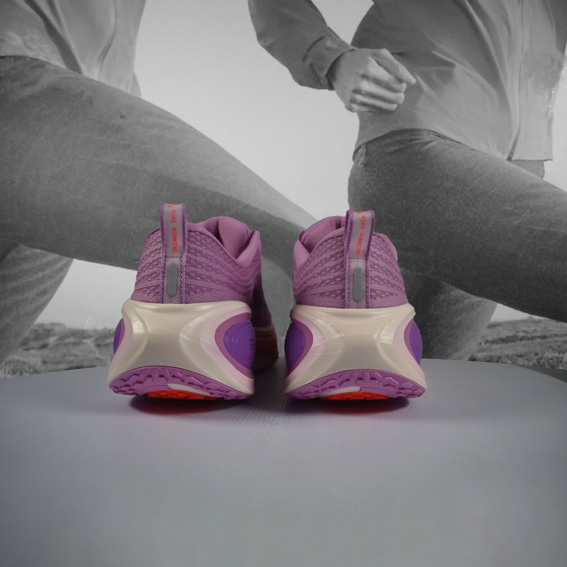 Nike VOMERO PLUS Womens Road Running Shoe - Durban Runner LT MAGENTA/BLACK-PINK FOAM-BRIGHT VIOLET / 5.5