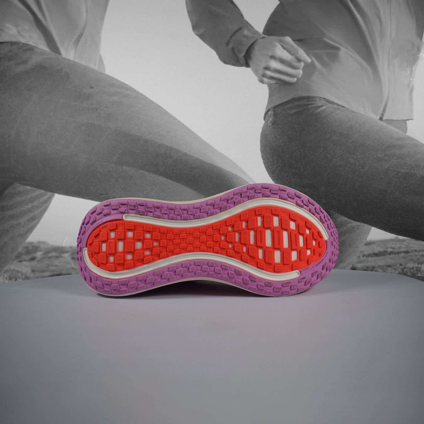Nike VOMERO PLUS Womens Road Running Shoe - Durban Runner LT MAGENTA/BLACK-PINK FOAM-BRIGHT VIOLET / 5.5