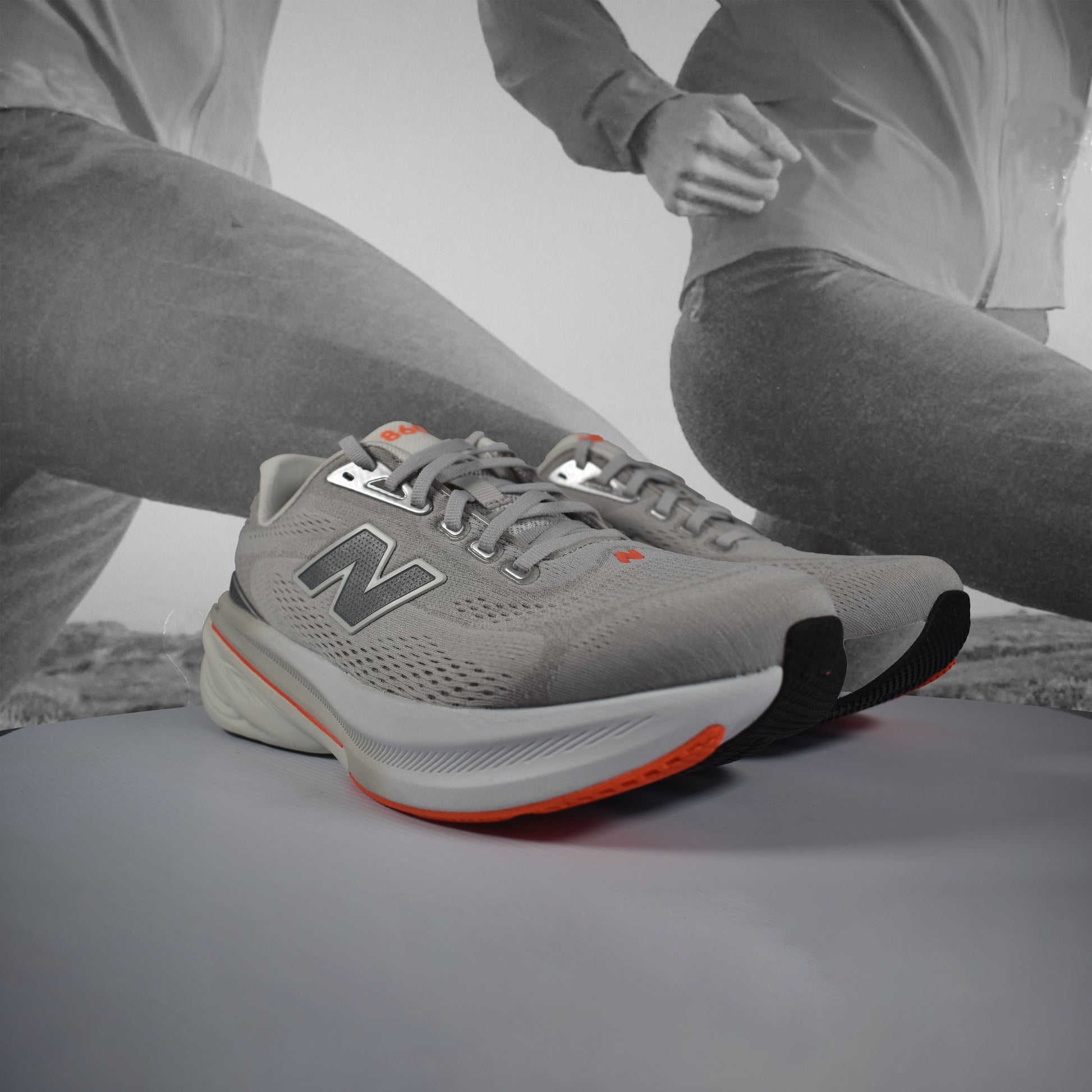 New Balance Men's Fresh Foam X 860v15 Wide Fit Road Running Shoes - Durban Runner SILVER/WHITE/ORANGE / 9