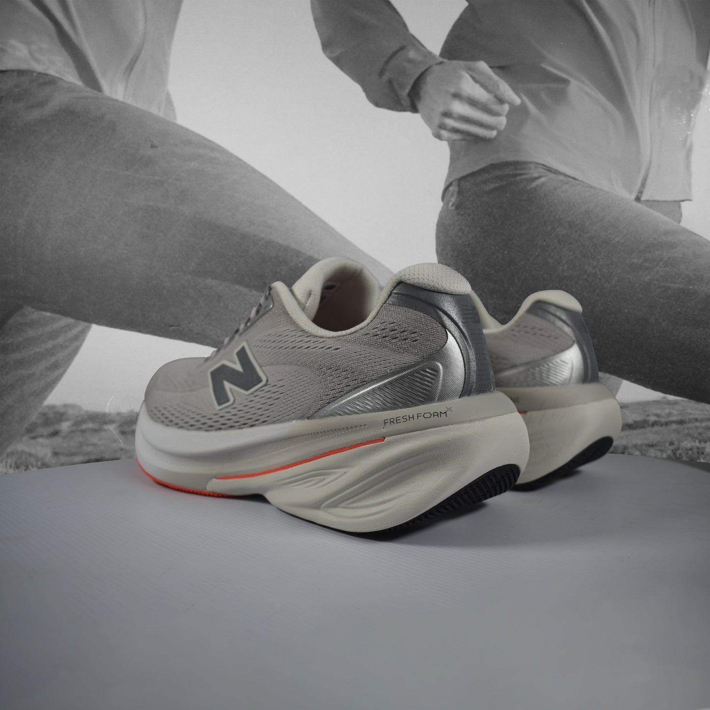 New Balance Men's Fresh Foam X 860v15 Wide Fit Road Running Shoes - Durban Runner SILVER/WHITE/ORANGE / 9