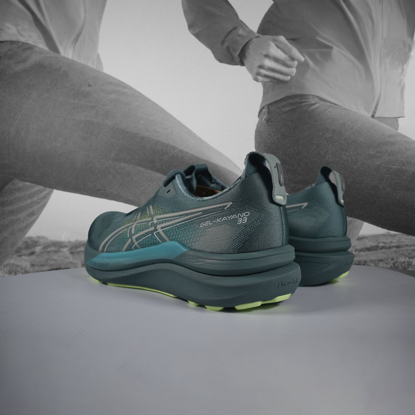 Asics GEL-KAYANO 33 Mens Running Shoes