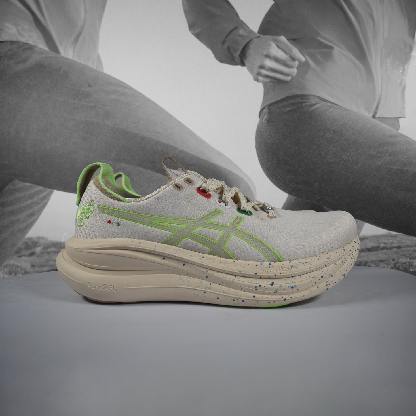 Asics GEL-NIMBUS 28 Womens Running Shoes - Durban Runner CREAM/ILLUMINATE GREEN / 5.5