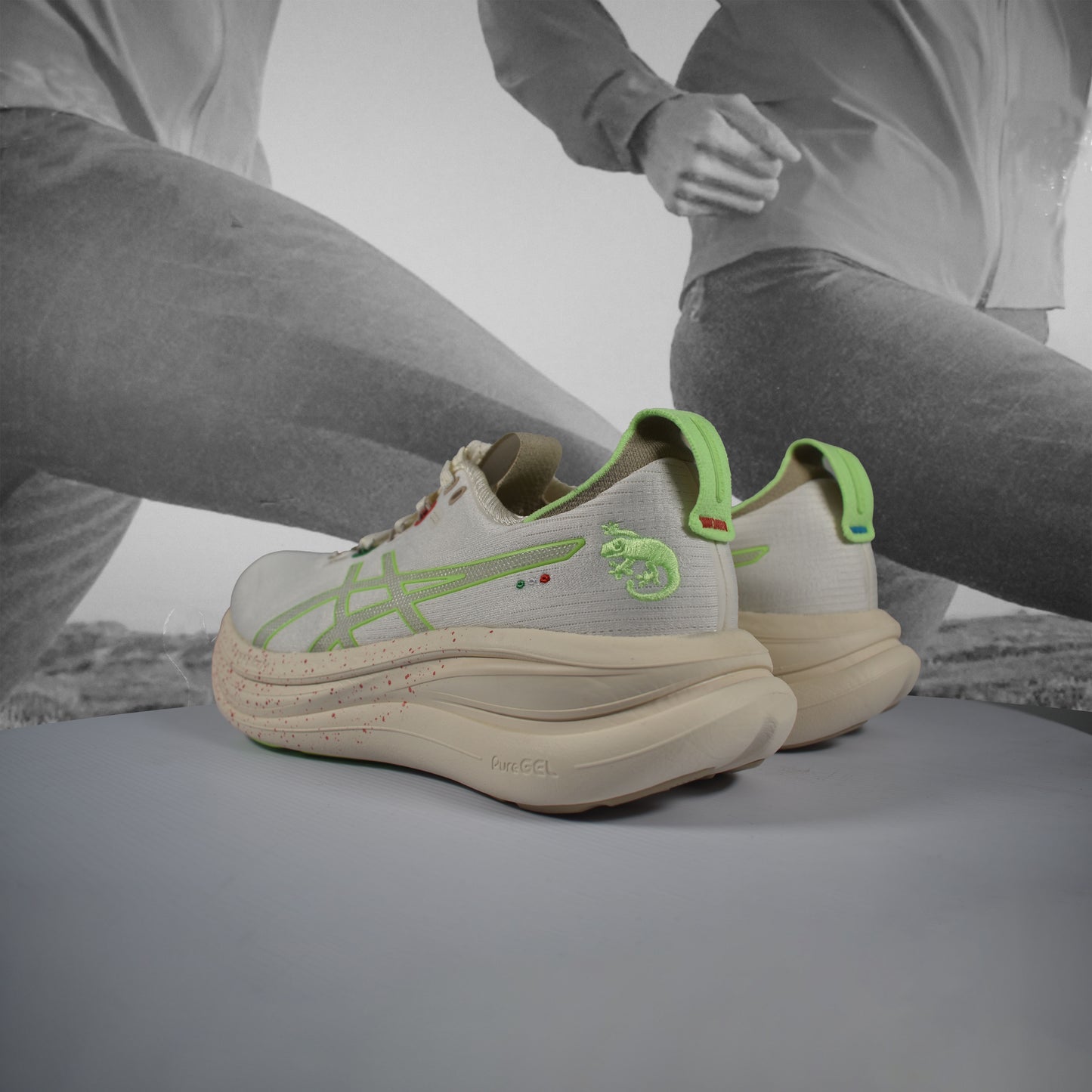 Asics GEL-NIMBUS 28 Womens Running Shoes - Durban Runner CREAM/ILLUMINATE GREEN / 5.5