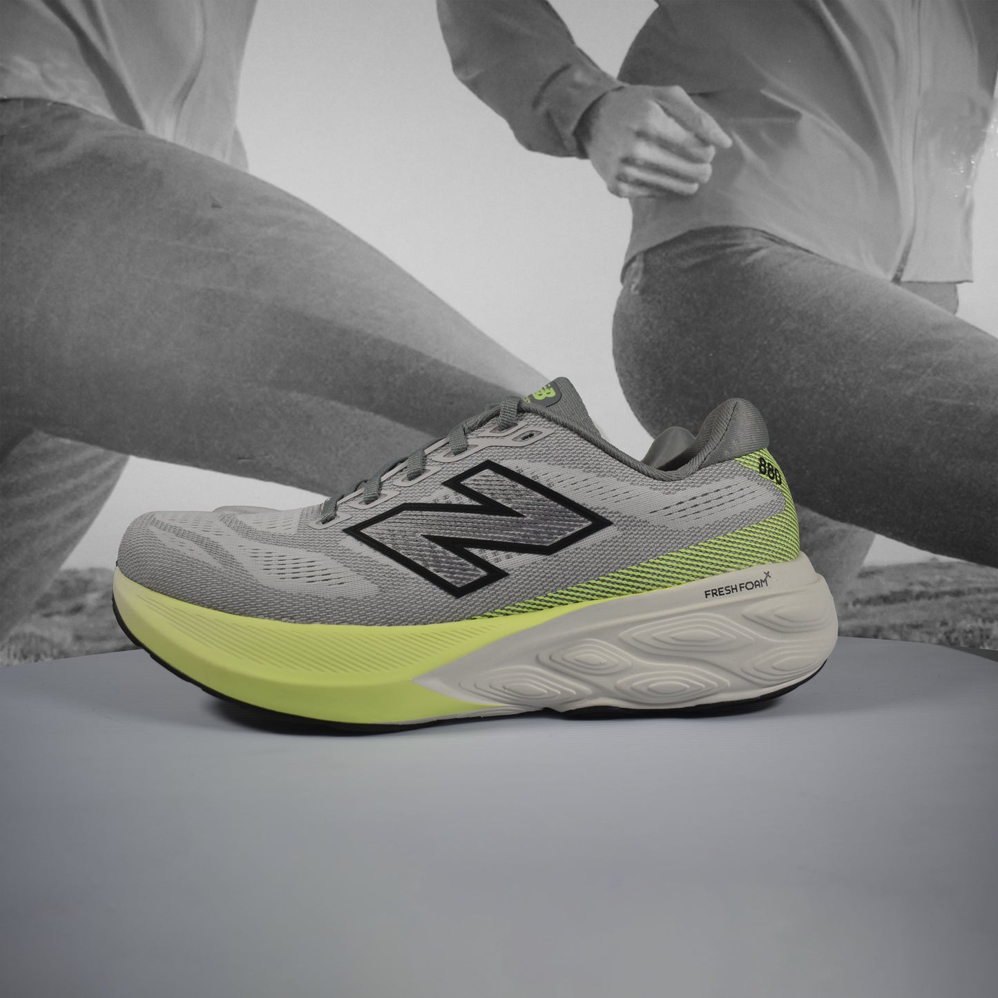 New Balance Fresh Foam X 880v15 2E (Wide Width) Mens Running Shoes - Durban Runner NEON GREEN/GREY/WHITE / 8