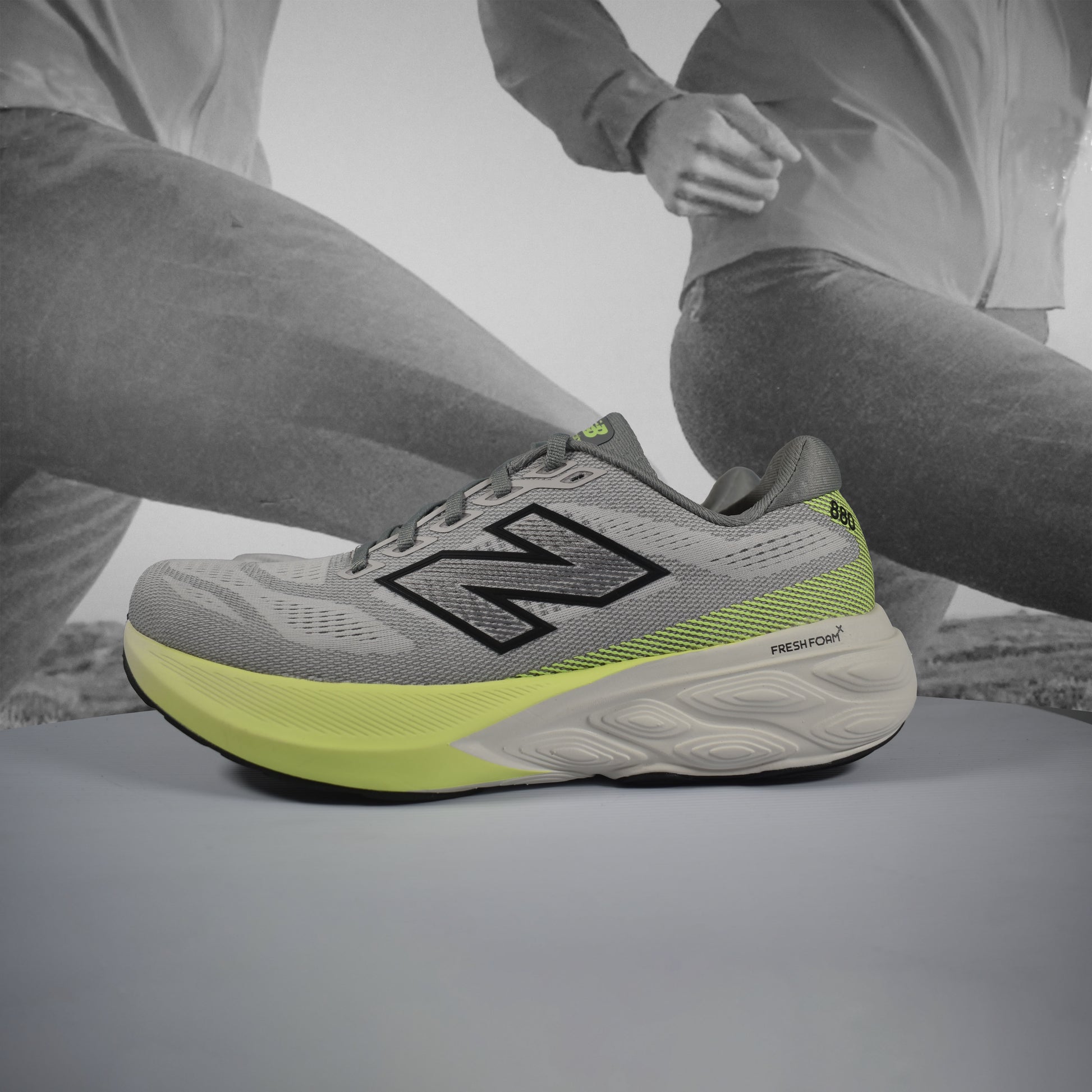 New Balance Fresh Foam X 880v15 2E (Wide Width) Mens Running Shoes - Durban Runner NEON GREEN/GREY/WHITE / 8