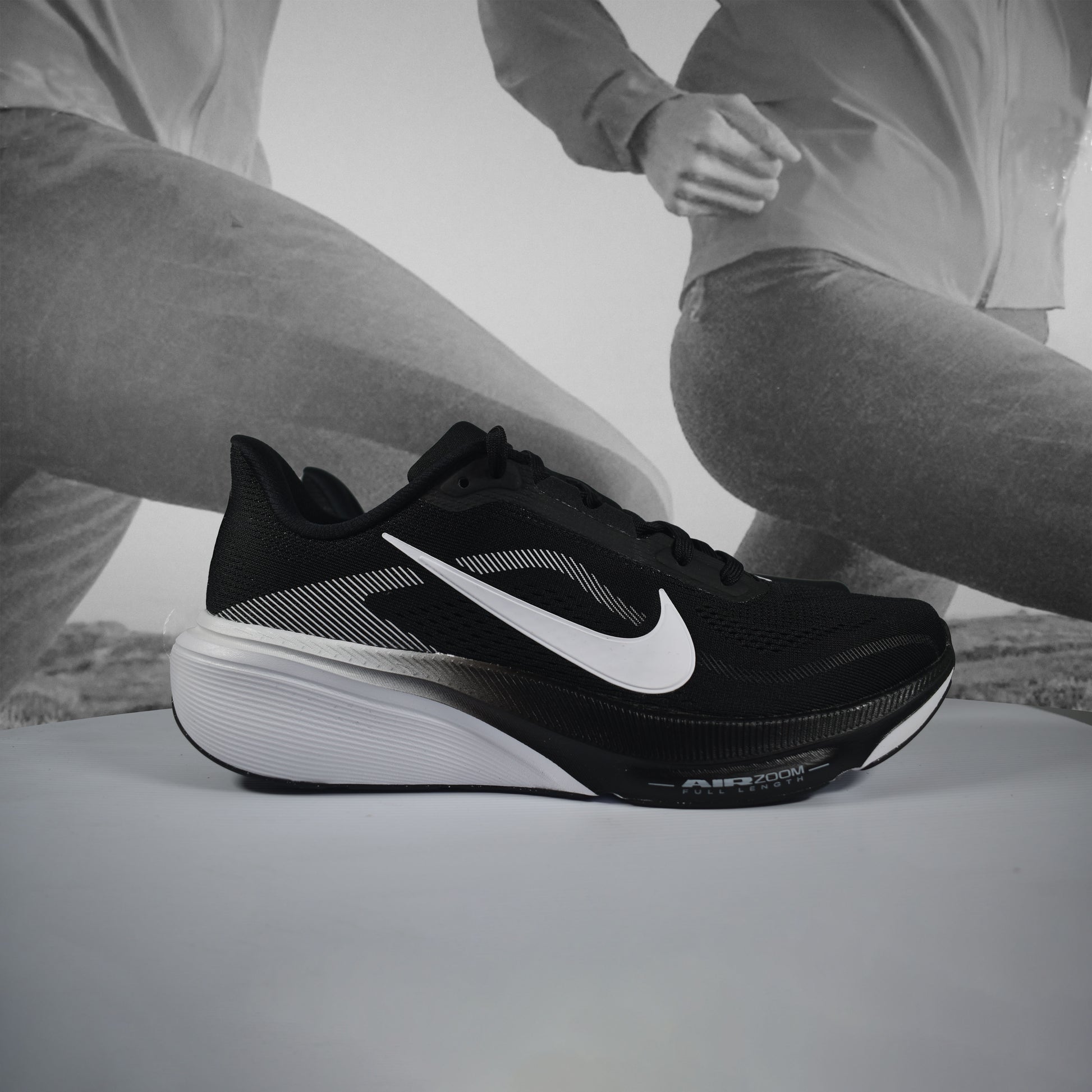 Nike Air Zoom Pegasus 42 Wide Mens Running Shoes - Durban Runner BLACK/WHITE/PHOTON DUST / 6
