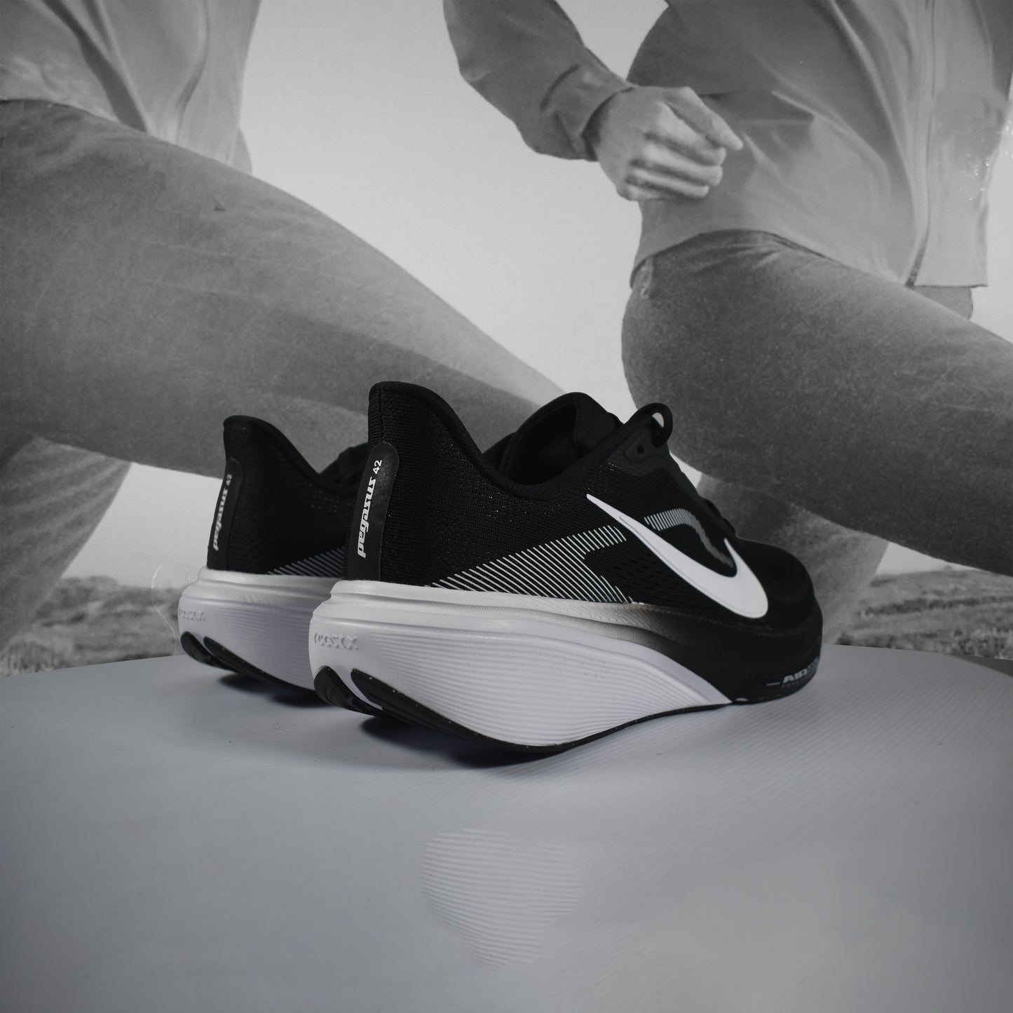 Nike Air Zoom Pegasus 42 Wide Mens Running Shoes - Durban Runner BLACK/WHITE/PHOTON DUST / 6